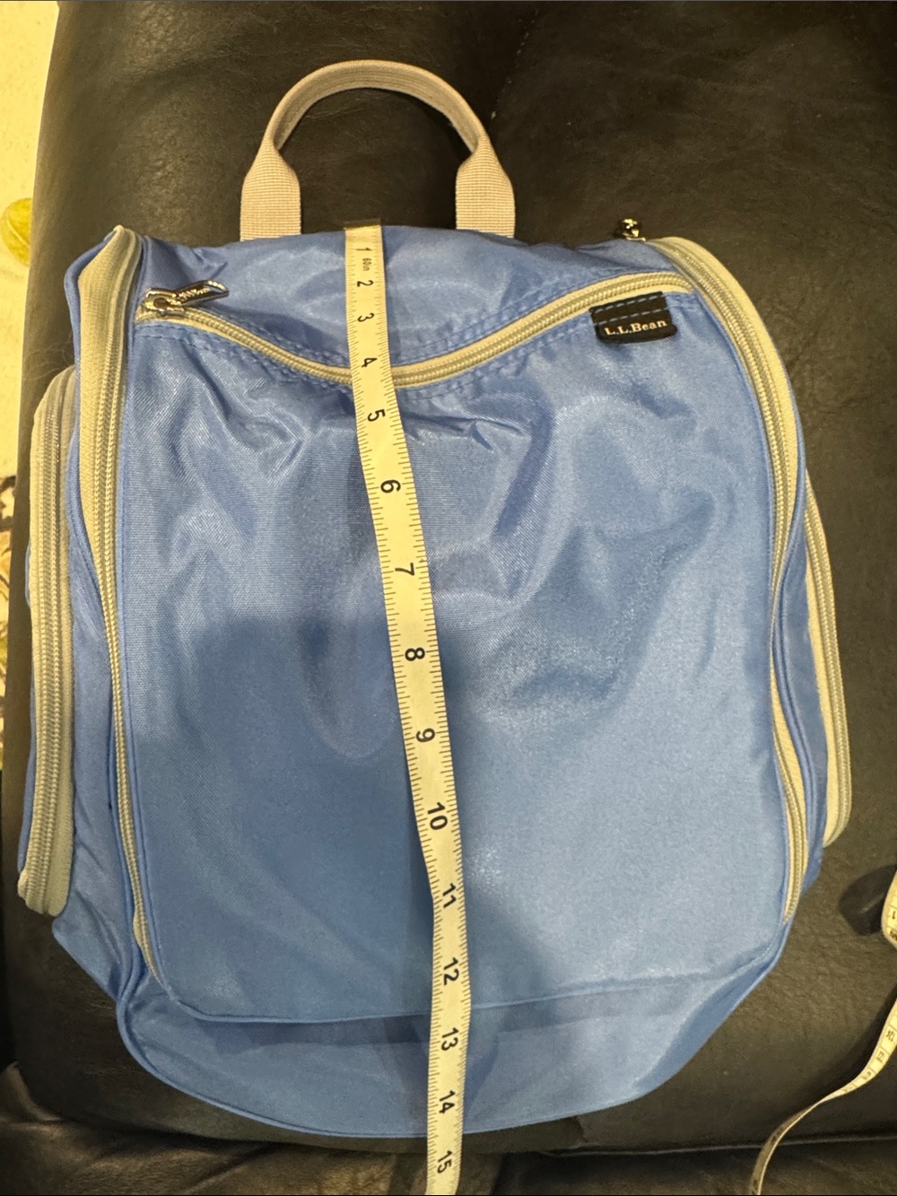 L.L. Bean Blue Hanging Toiletry Bag With Multiple Compartments - Picture 13 of 14